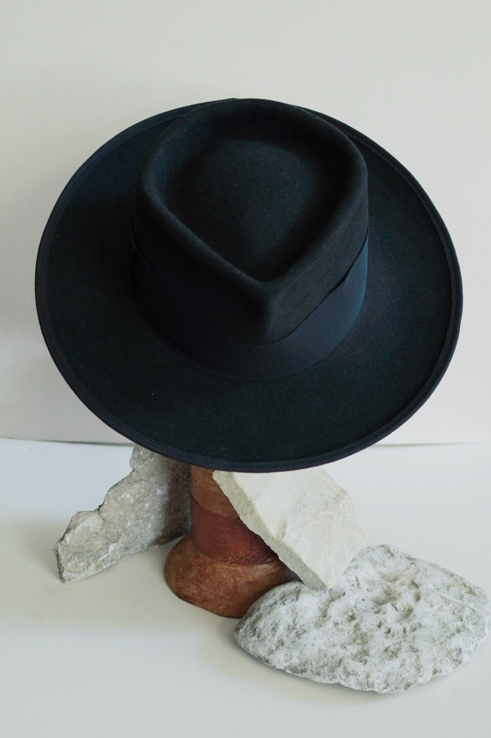 Black Fitz Roy Fedora - Straumbergs Hats