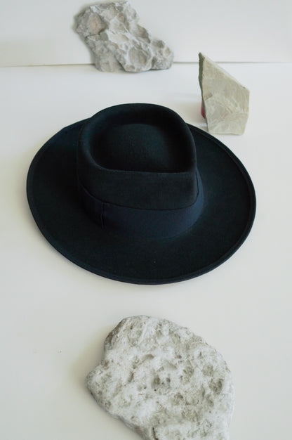Black Fitz Roy Fedora - Straumbergs Hats